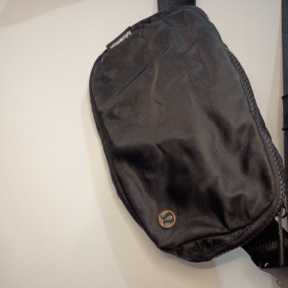 Lululemon Black Belt Bag